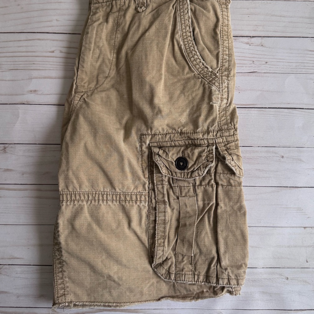 American Eagle cargo shorts - Picture 9 of 11